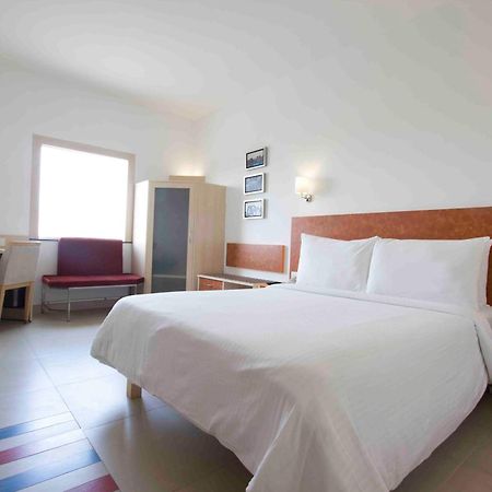 Kalyan Grand - A Business Hotel Vandalur Dış mekan fotoğraf