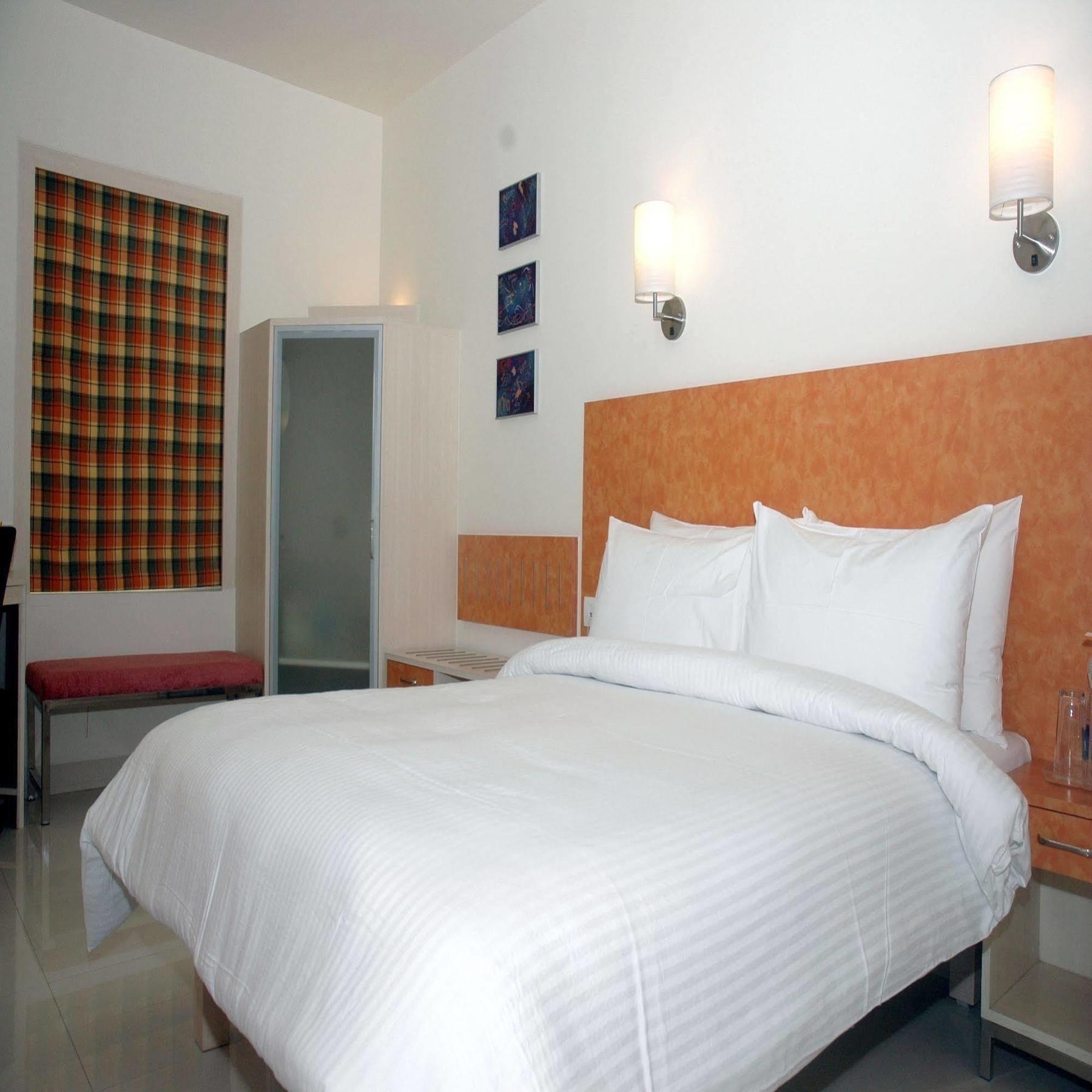 Kalyan Grand - A Business Hotel Vandalur Dış mekan fotoğraf