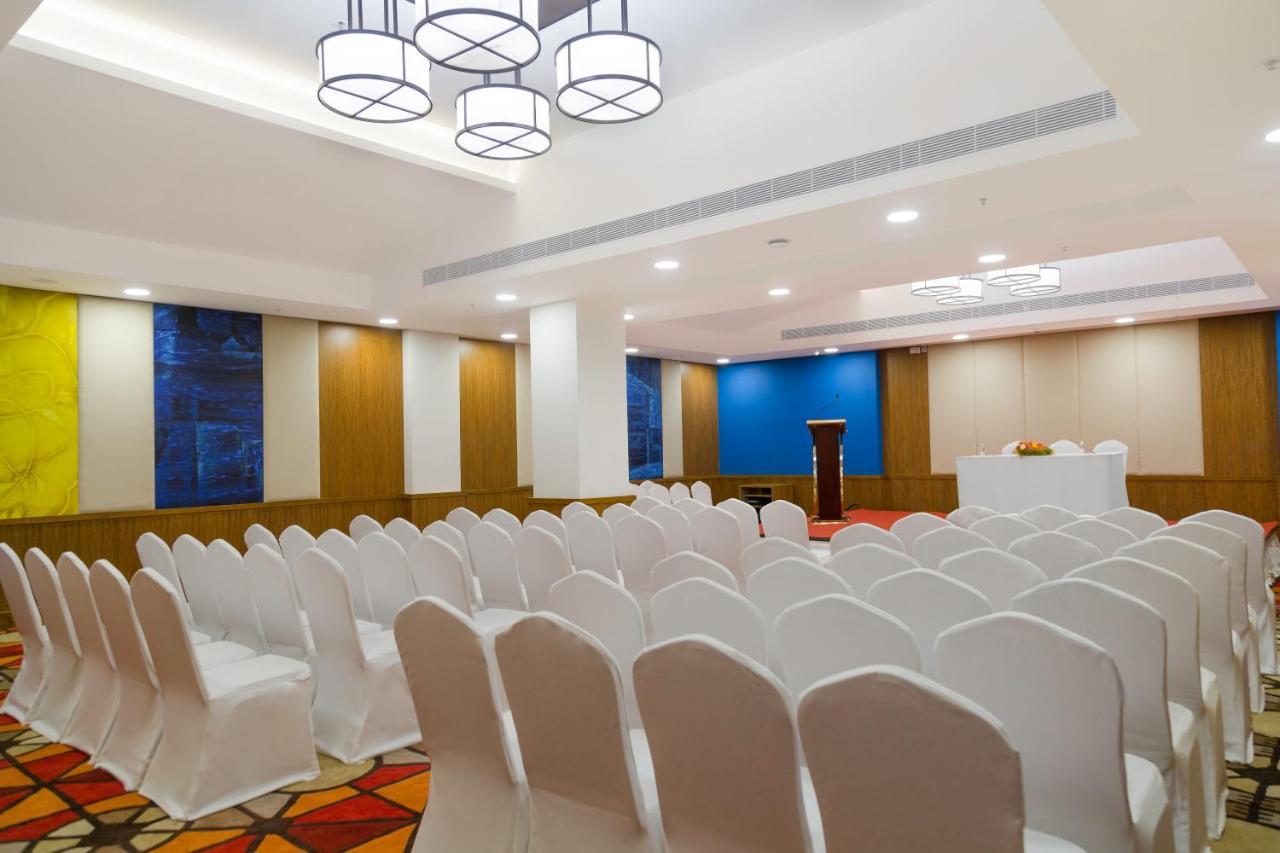 Kalyan Grand - A Business Hotel Vandalur Dış mekan fotoğraf